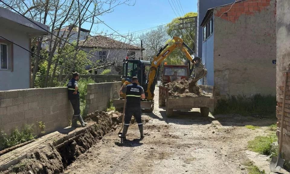 Gelibolu Belediyesi Hafta Sonu Mesaisi