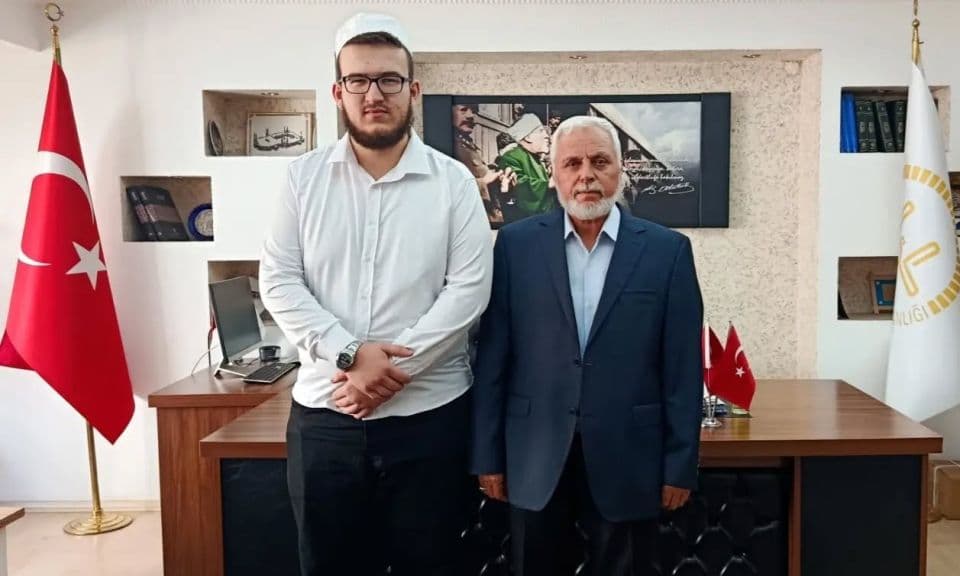 Genç yaşta hafız oldu