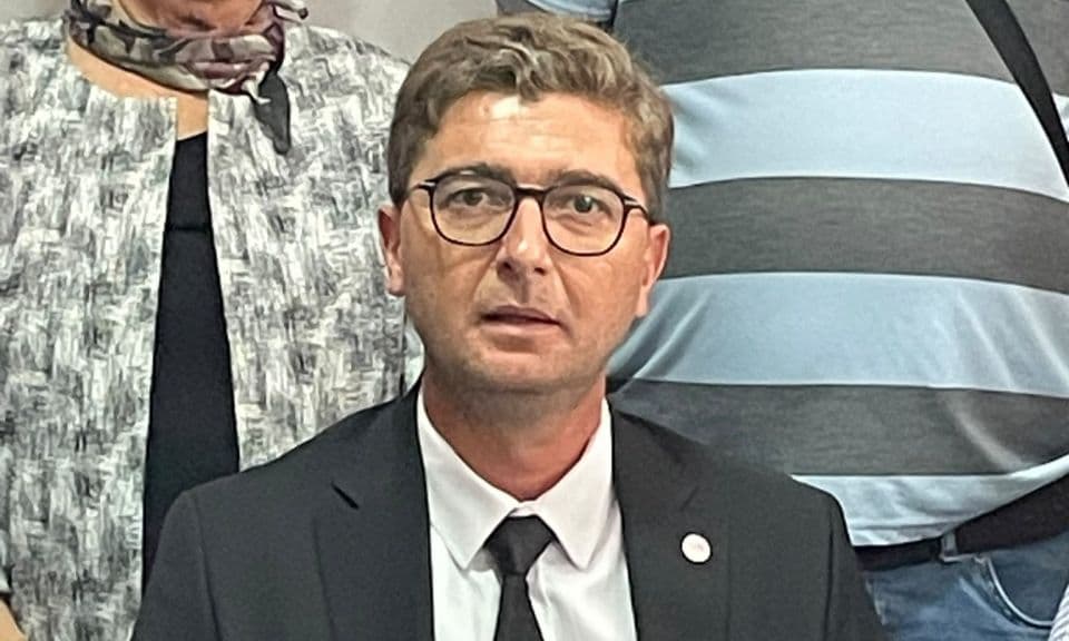 Erdem, Yeni Parti Merkez İlçe Başkanlığı için adaylığını paylaştı