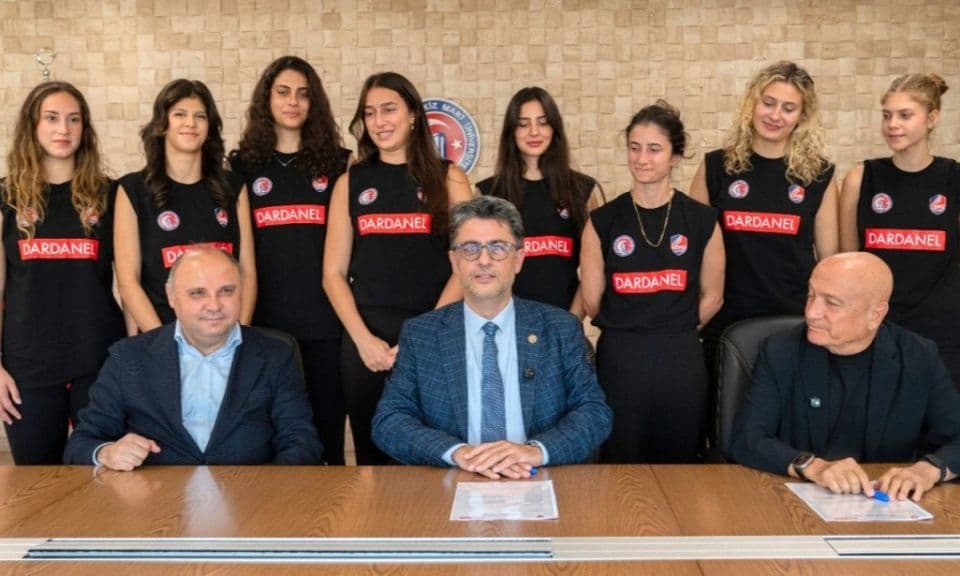 Dardanel, ÇOMÜ Kadın Voleybol Takımı’nın Ana Sponsoru Oldu