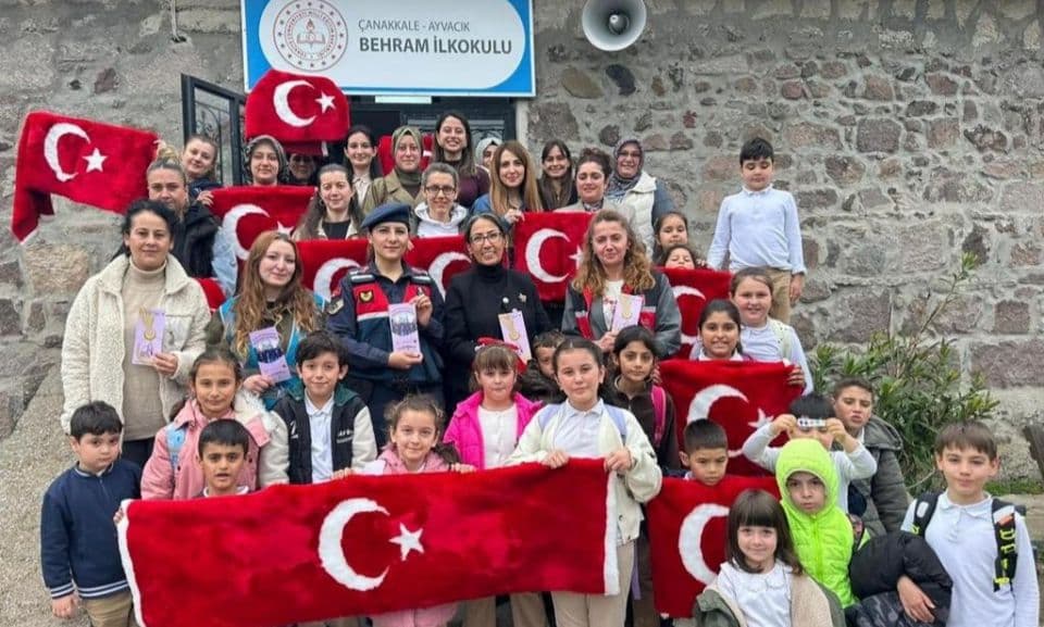 Şiddetsiz Bir Gelecek İçin Bir Araya Geliyoruz