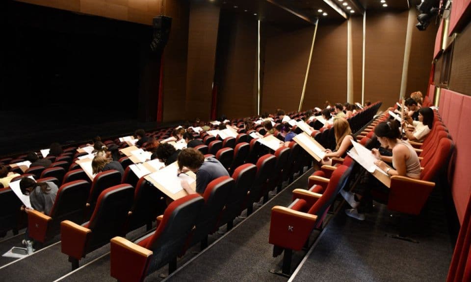 ÇOMÜ Güzel Sanatlar Fakültesi'nde Yetenek Sınavı Çanakkale'de Gerçekleşti