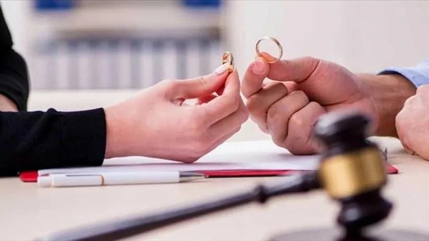 Anayasa Mahkemesi süresiz nafakayı iptal etti