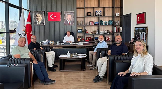 AK PARTİ'DE BELEDİYE MECLİSİ GRUP TOPLANTISI YAPILDI