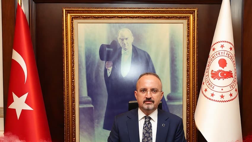 Bülent Turan: Cumhuriyetimiz Güçlü Bir Geleceğe Yöneliyor