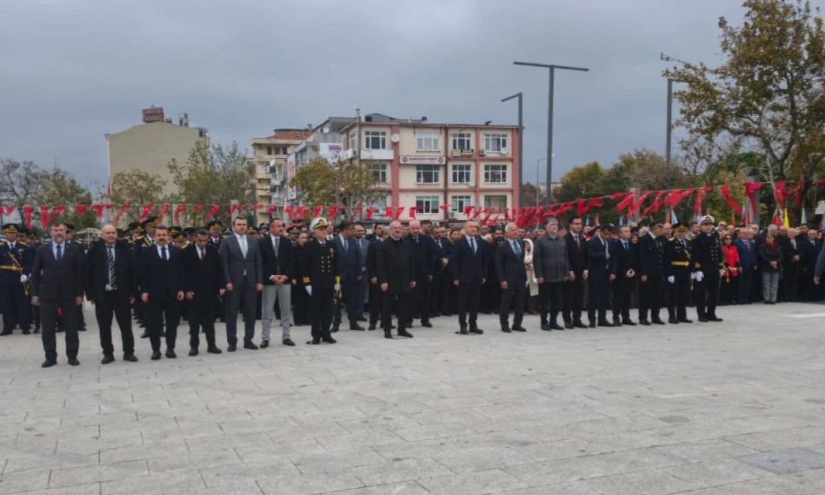 Cumhuriyet Coşkusu Atatürk Anıtı’nda Başladı haberi Çanakkale’de
