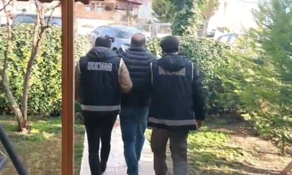 Çanakkale'de Eş Zamanlı Operasyon: 15 Adrese Büyük Darbe