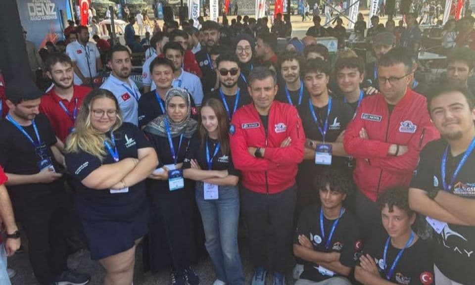 Talay Takımı, TEKNOFEST Mavi Vatan’da Selçuk Bayraktar’ı Karşıladı