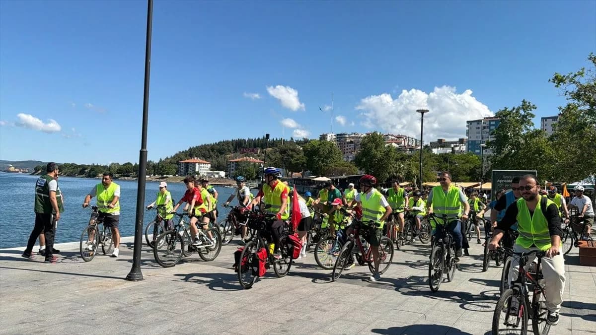 Çanakkale'de Yeşilay Bisiklet Turu Düzenlendi