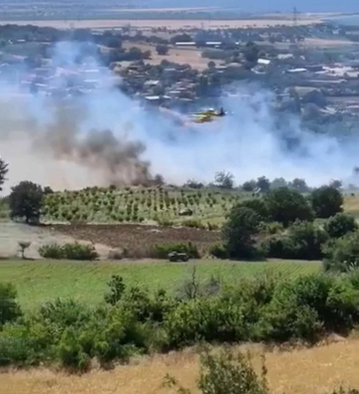 Çanakkale'de Tarım Arazisi Yangını Kontrol Altına Alındı