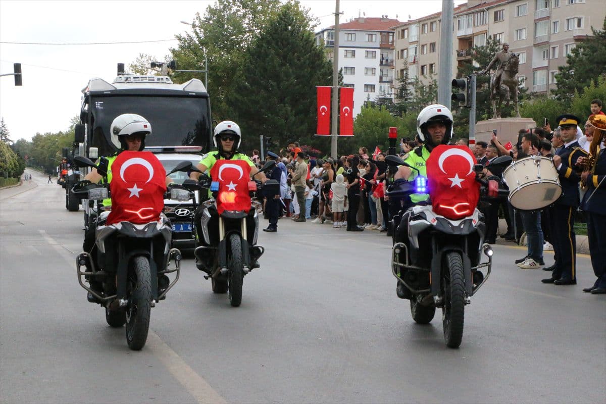 30 Ağustos Zafer Bayramı 7 İlde Törenlerle Kutlandı