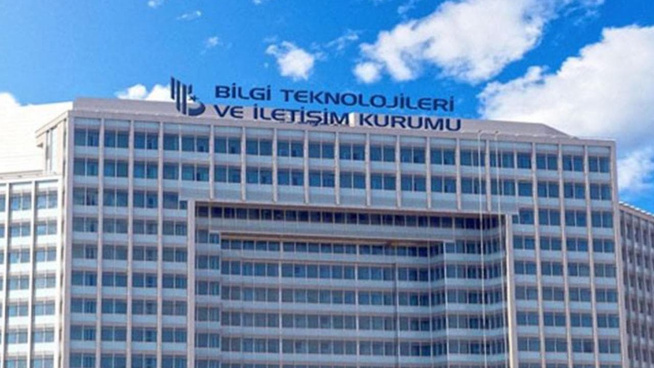 Türkiye'nin Dijital Geleceğine Yön Verecek BTK Yönetiminde Köklü Değişim: Yeni Başkan ve Üyeler Belirlendi