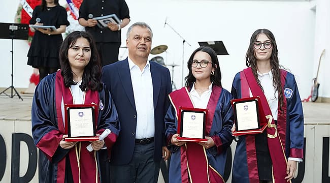ÇAN'DA MEZUNİYET COŞKUSU