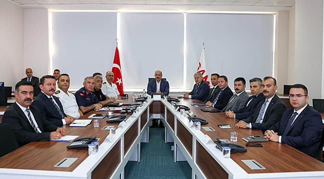 ÇANAKKALE'DE İL GÜVENLİK VE ASAYİŞ TOPLANTISI GERÇEKLEŞTİRİLDİ