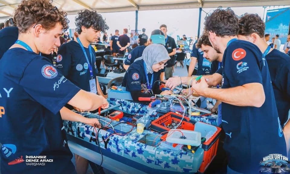 ÇOMÜ’lü Öğrencilerden TEKNOFEST’te Öne Çıkan Otonom Deniz Aracı