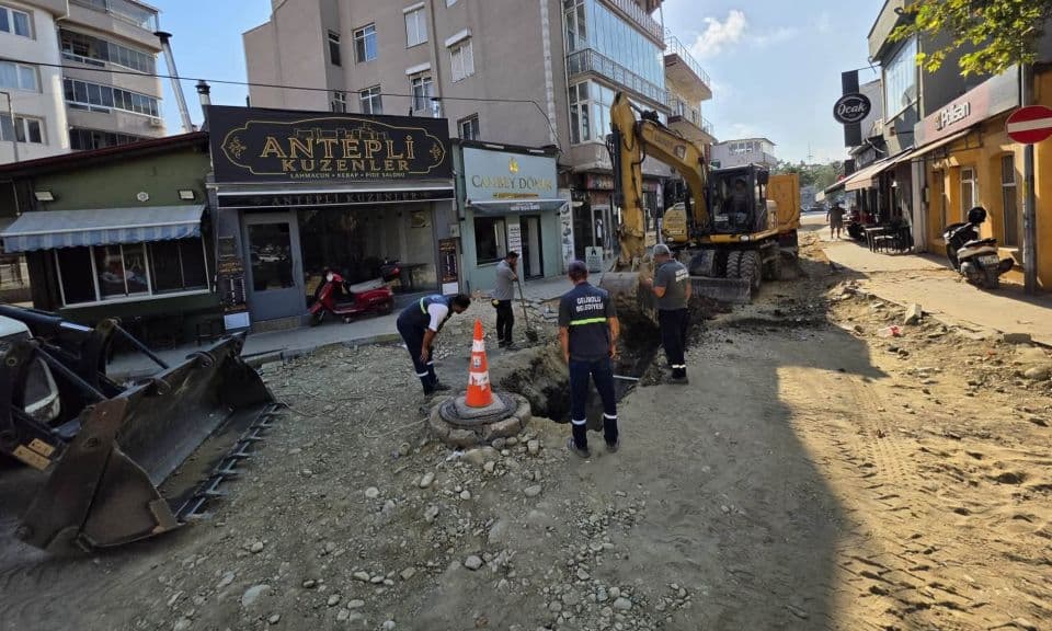 Gelibolu’da Altyapı, Üst Yapı ve Yeşil Alanlarda Hızlı İlerleme