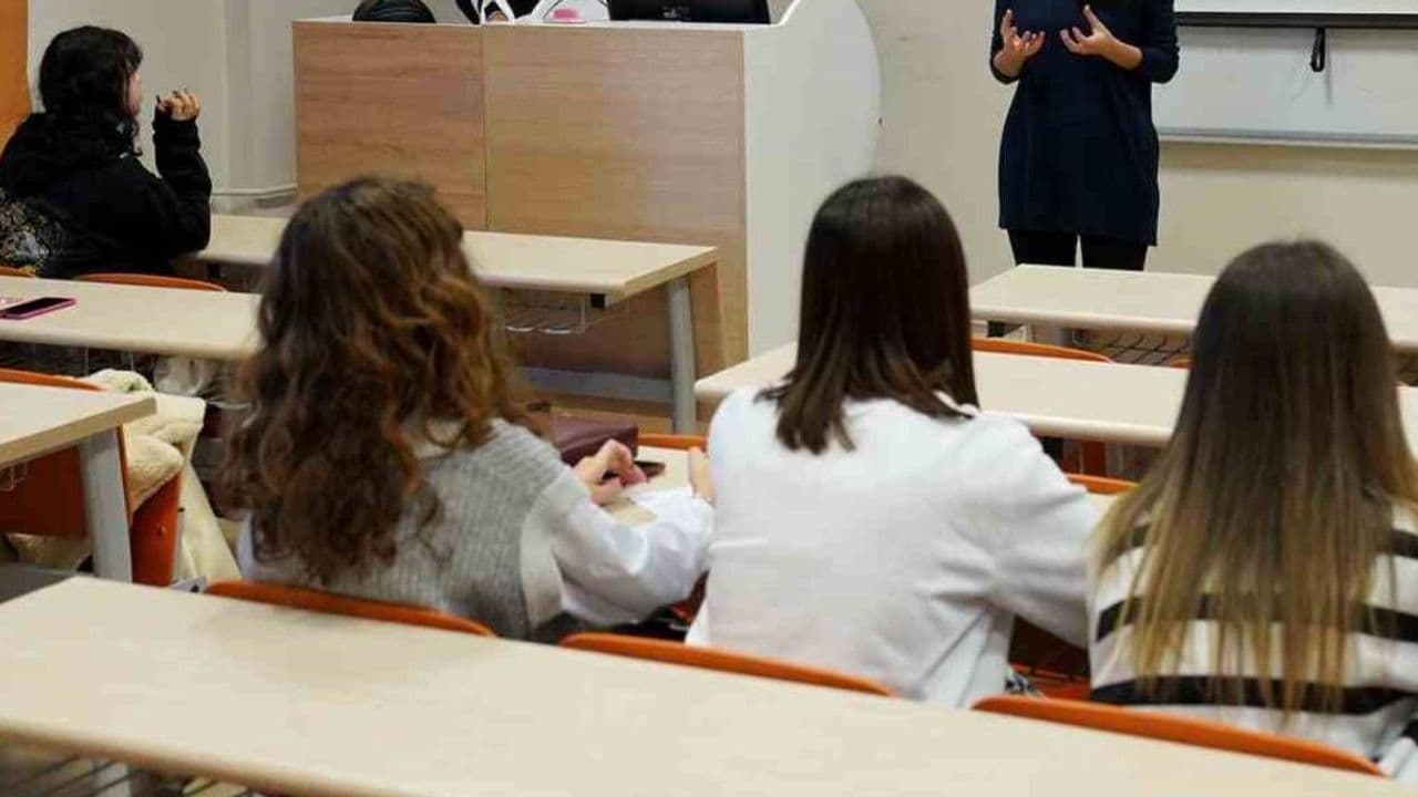 YÖK'ten Öğrenci Affı ve Yatay Geçişte Yeni Taban Puan Kriterleri