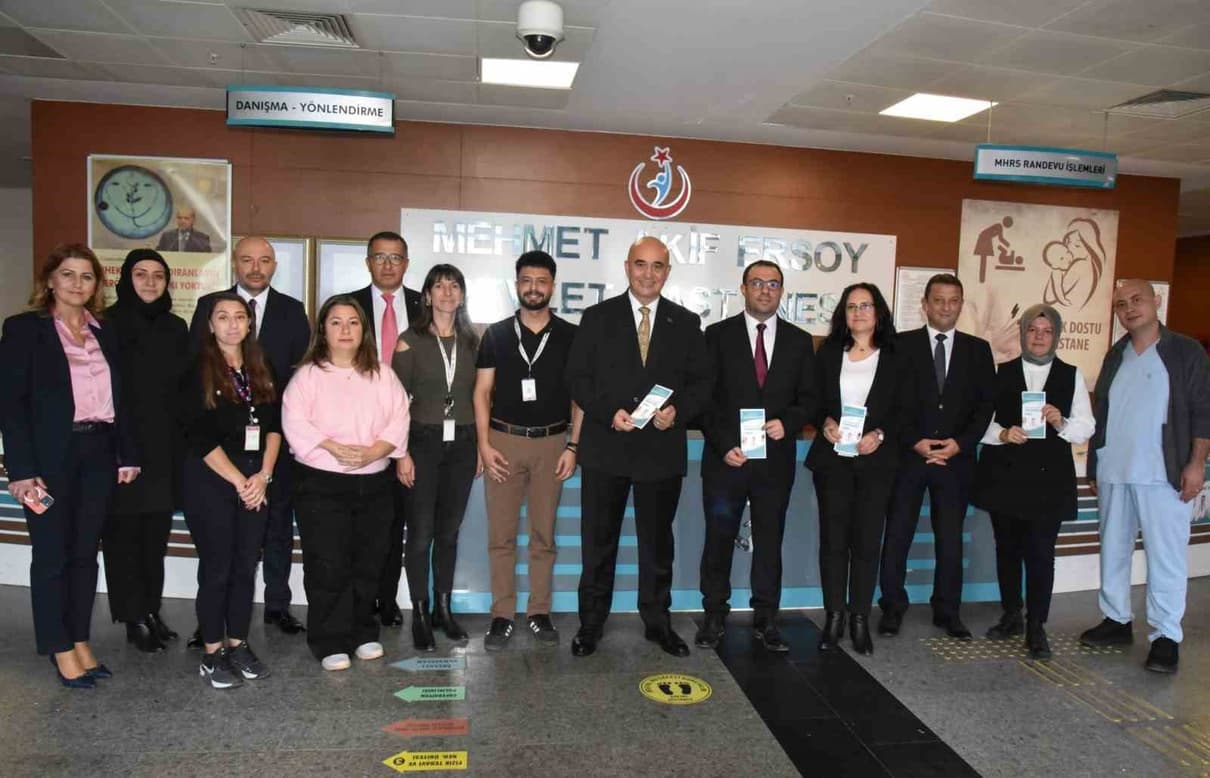 Çanakkale İl Sağlık Müdürü Hakan Görgülü, Hasta Hakları Günü’nde Hastalarla Buluştu