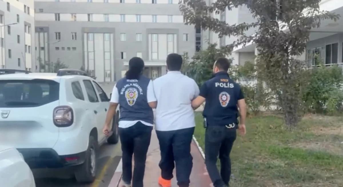 Çanakkale'de İnternet Dolandırıcılarına Büyük Operasyon