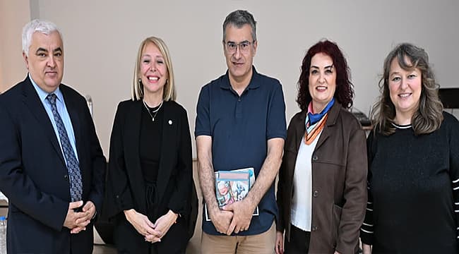 Çanakkale'de 'Altın Yıllar'a Değer: Sağlıklı Yaşlanmanın Sırları Masaya Yatırıldı