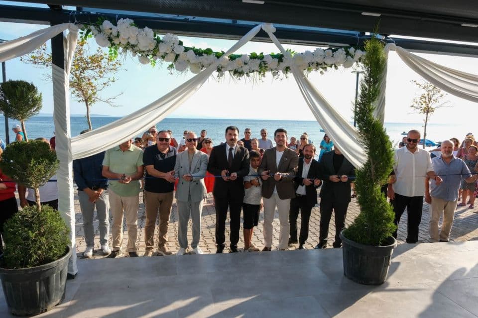 Küçükkuyu’da Kent Cafe 2 Hizmete Açıldı