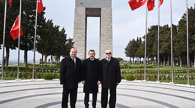 Çanakkale Ruhu Gelibolu'da Yeniden Canlandı: Zaferin 111. Yılına Derin Bir Saygı Durusu