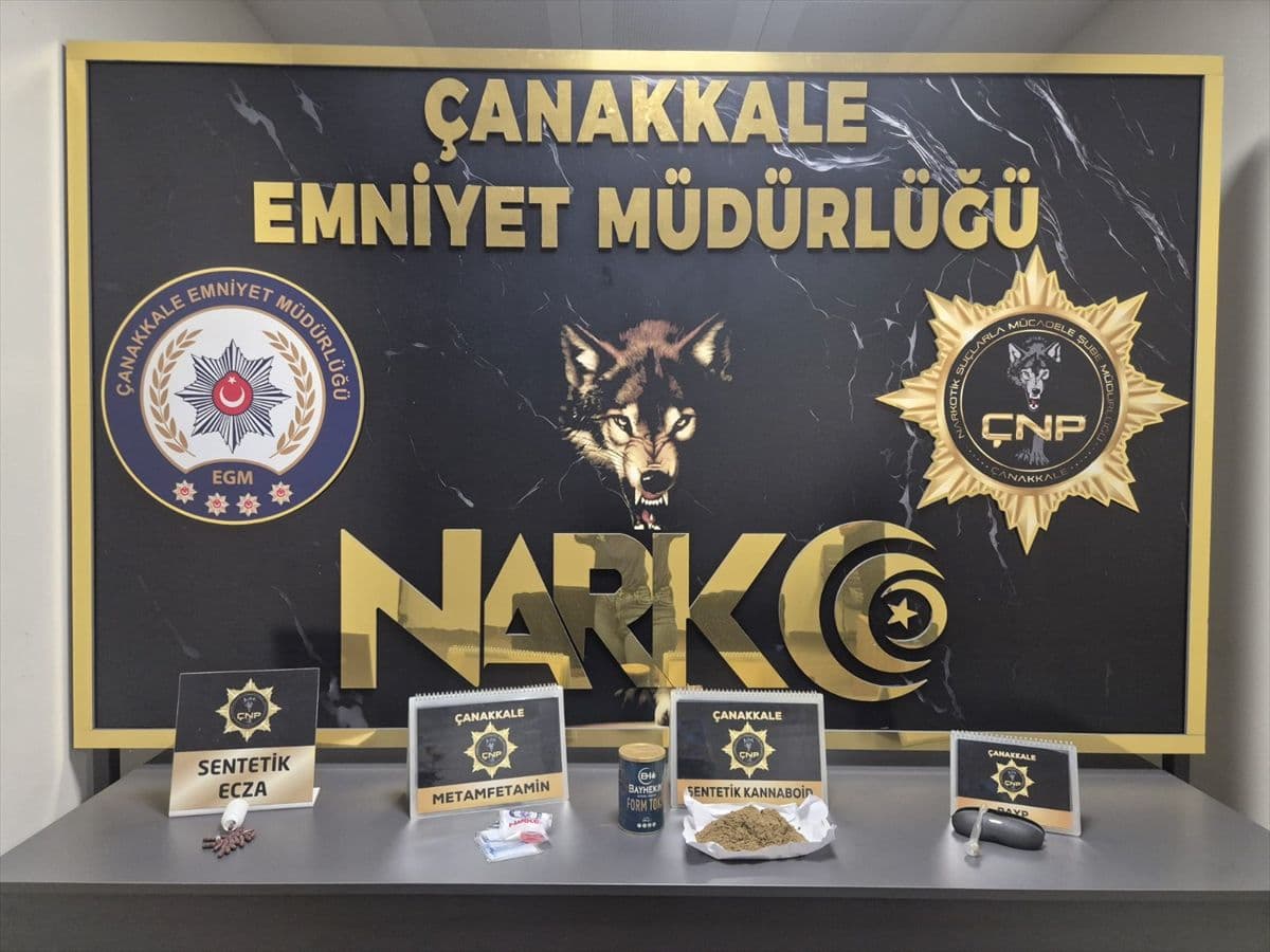 Bir haftalık huzur uygulamalarında 3 bin 606 otomobil denetlendi, 12 tutuklama düzenlendi Çanakkale'de