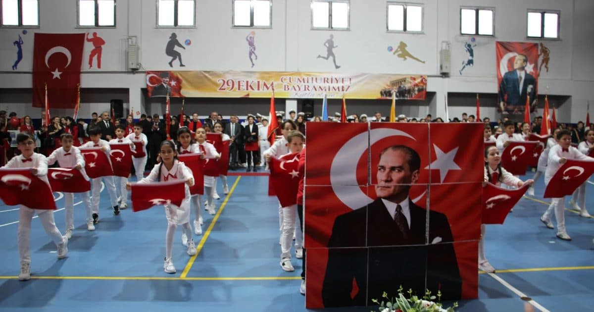 Cumhuriyet Bayramı Coşkusu Gelibolu’da