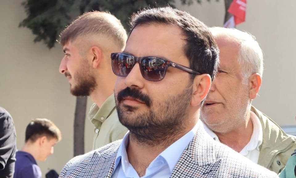 Fırat'tan hem geçmiş olsun dileği, hem de sitem: "Her vatandaşımız aynı muameleyi görmeyi hak ediyor"