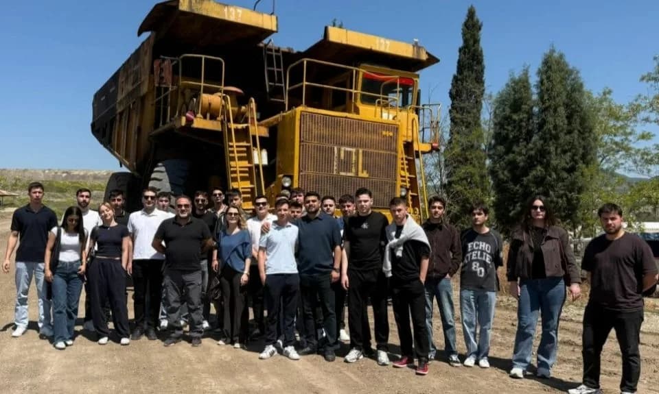 Çan MYO Öğrencileri Linyit Sahasındaki Teknik Eğitimle Geleceğe Hazırlanıyor