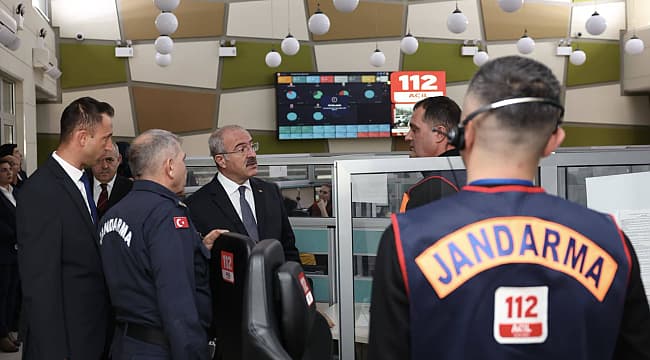 Çanakkale Valisi 112 Acil Çağrı Merkezi’ni Ziyaret Etti
