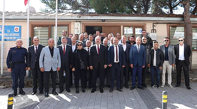Çanakkale Valisi Toraman Muhtarlar Derneği Ziyaretiyle Muhtarlara Teşekkür Etti
