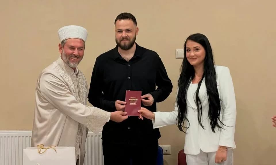 Diyanet'in 'İki İnsan Bir Hayat' Projesi Çanakkale'de Yeni Yuvalara Umut Oldu