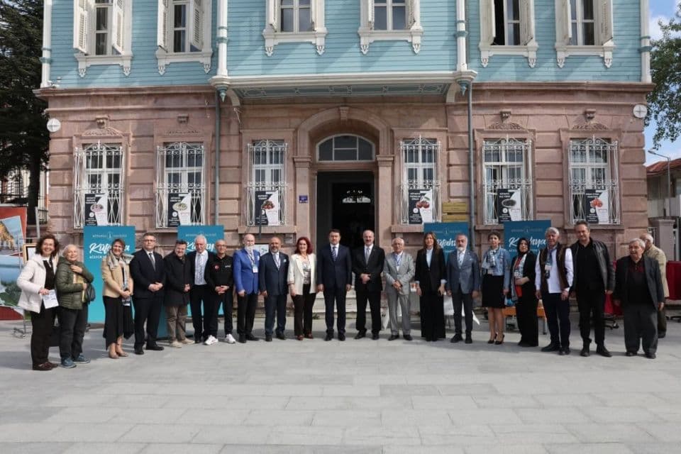 Çanakkale'de Kültür Sanatı: Kütahya'nın Renkleri