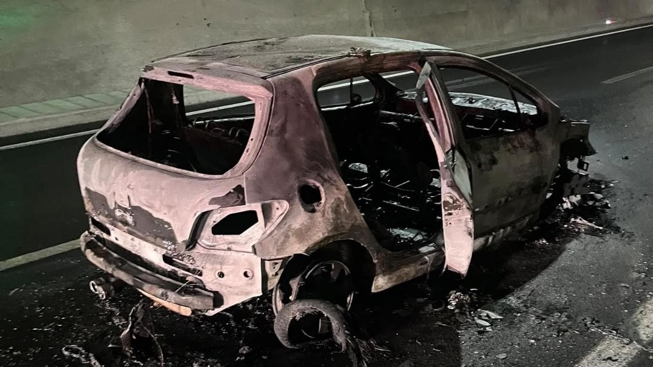 Çanakkale’de Troya Tüneli’nde Araç Yangını: 17 AHG 909 Plakalı Otomobil Kül Oldu