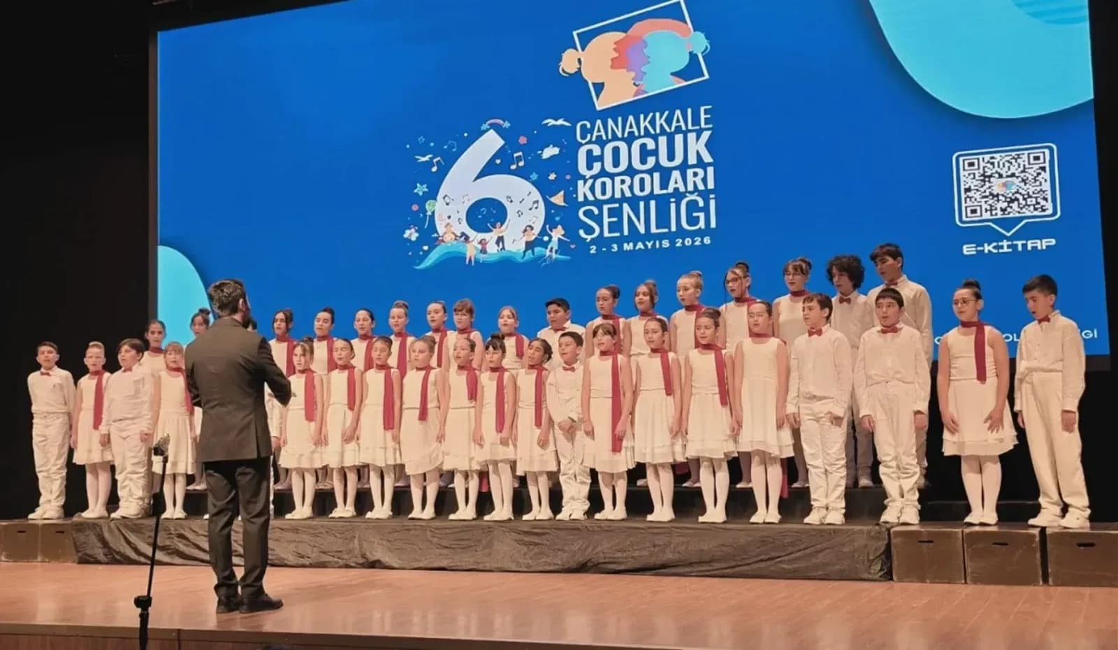 Muğla Büyükşehir Belediyesi Konservatuvarı Çoksesli Çocuk Korosu Çanakkale'de Büyük Başarıya İmza Attı