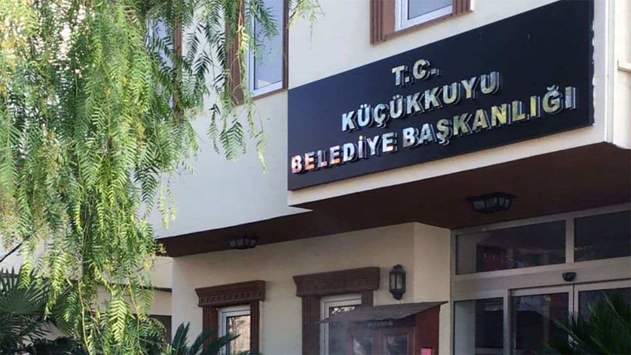 Küçükkuyu Belediyesi HARDOX Kasa Kamyon Alım İhalesi Düzeltme İlanı