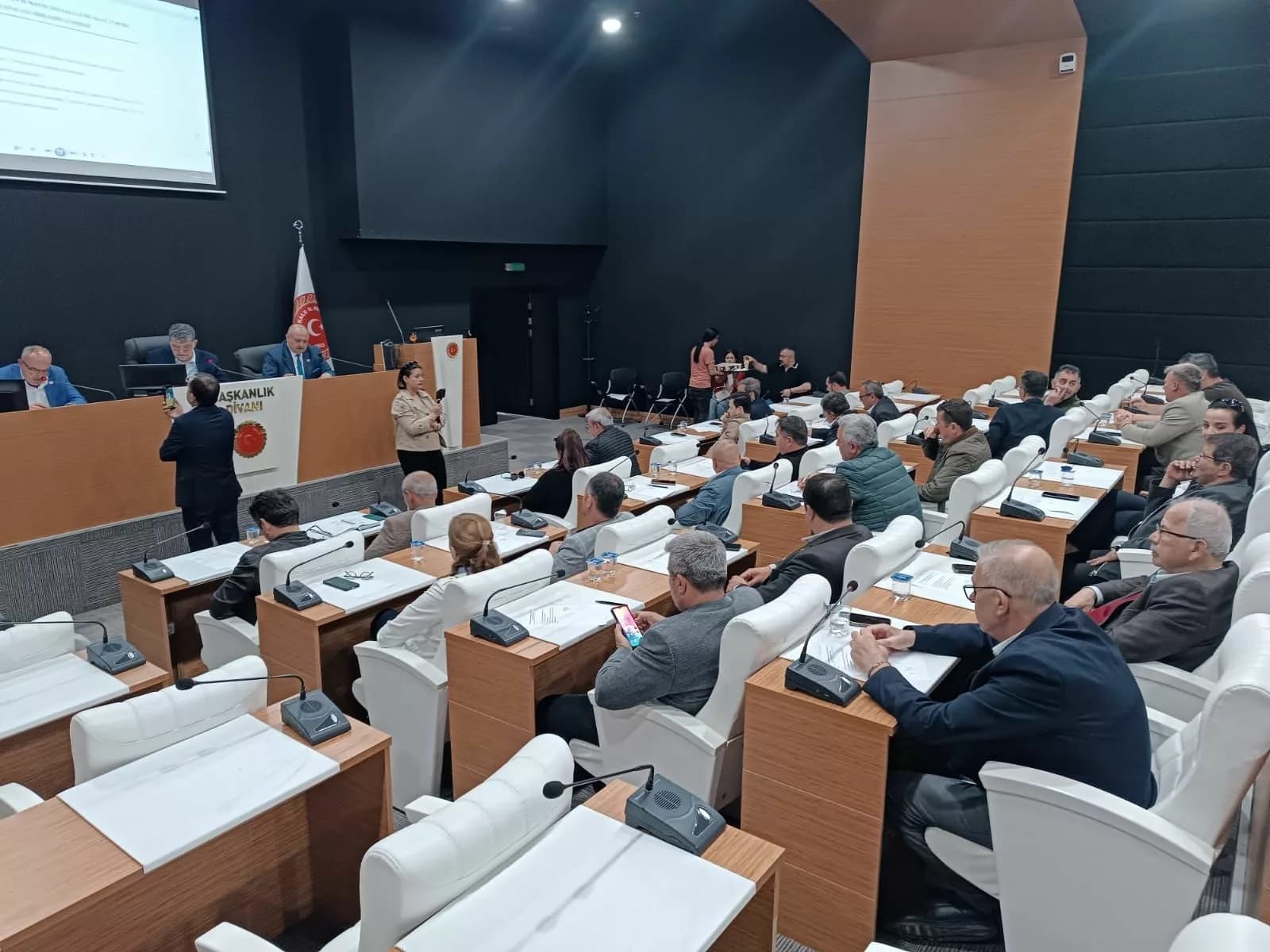 Çanakkale İl Genel Meclisinde Komisyon Tartışması