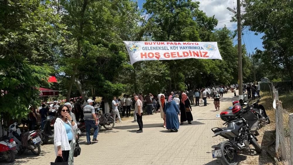 Büyükpaşa Köyünde Geleneksel Köy Hayrı Düzenlendi
