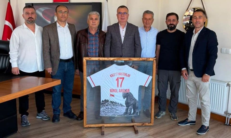 Kale 17 Masterler’den Başkan Arslan’a teşekkür görüşmeyi