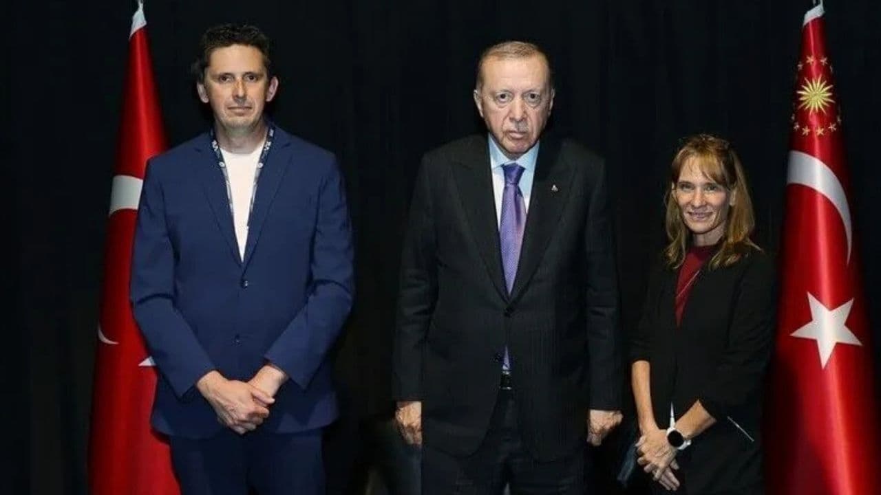 Cumhurbaşkanı Erdoğan, SpaceX Yetkilileriyle Çanakkale'de Buluştu
