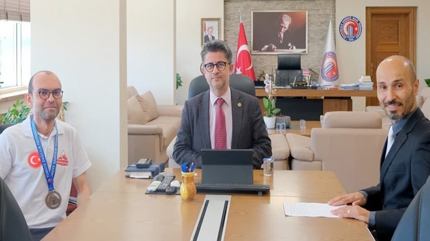ÇOMÜ Öğrencisi İsa Akten Türkiye'de Üçüncü Sırada