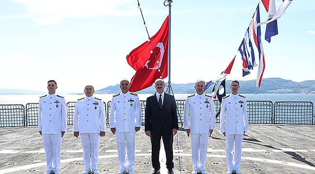 Çanakkale Valisi Ömer Toraman TCG Sancaktar Ziyaretiyle Açık Deniz Eğitimi'ni Canlandırdı