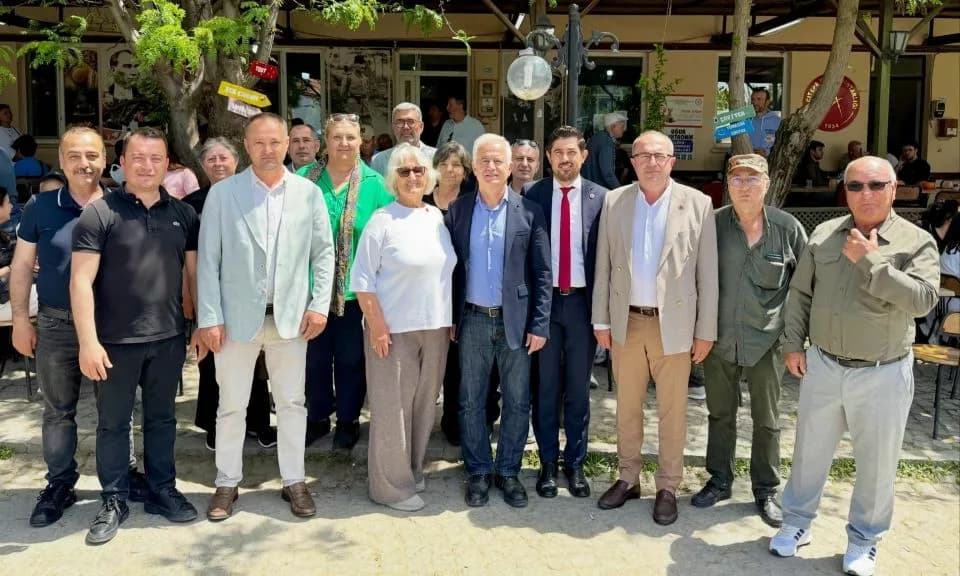 CHP'li İsmet Güneşhan, Eceabat'ta Köy Hayrına Katıldı