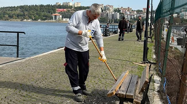 Çanakkale Marina Işıl Işıl: Kapsamlı Temizlik Çalışmalarıyla Kentin Gözdesi Yeniden Parladı