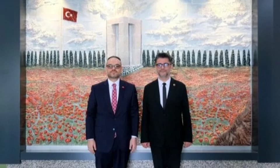 İletişim Başkan Yardımcısı Şahin ÇOMÜ'yü Ziyaret Etti