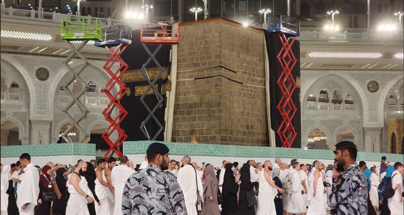 Kabe-i Muazzama Bakım Çalışmaları Tam Gaz