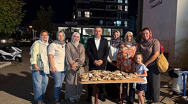 AK Parti Çanakkale Teşkilatı’ndan Kandil Kutlamaları