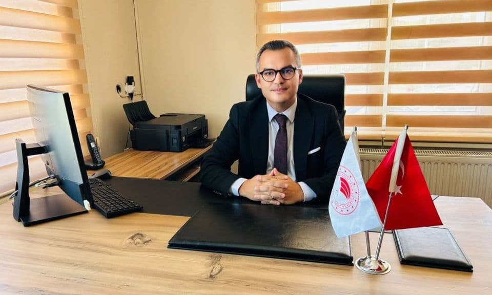 Ayvacık İlçe Tarım ve Orman Müdürü Mustafa Onur Bostancı Görevine Başladı