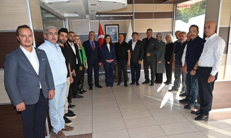 AK Parti Heyeti Gelibolu TSO’da Ekonomi Ziyareti